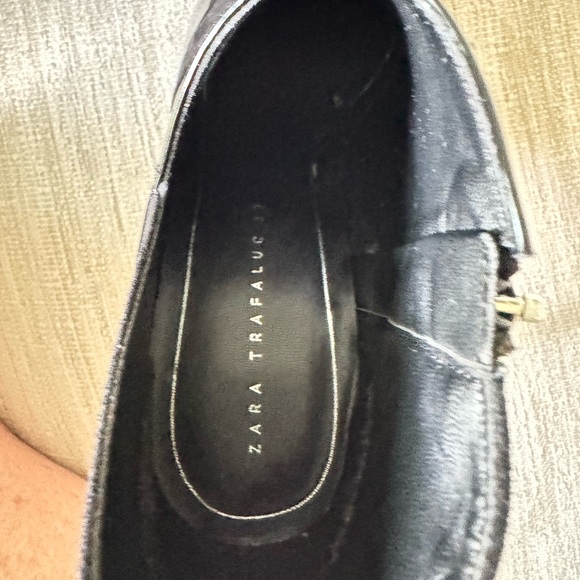 Zara SZ 6.5 NWOB Black Patent Leather Suede Combo High Heel Booties Never Worn - Picture 7 of 12